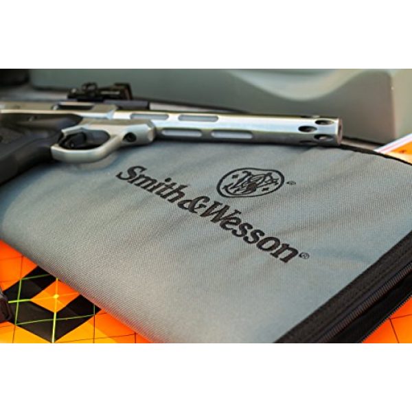 Smith & Wesson Pistol Case 4 M&P by Smith & Wesson Defender Handgun Case Single Padded Pistol Bag for Hunting Shooting Range Sports Storage and Transport