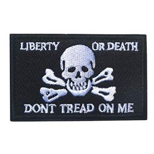 Tactical Embroidery Patch Airsoft Morale Patch 1 Pirate Skull & Crossbones Flag Jolly Roger Liberty or Death Tactical Tactical Embroidery Patch Hook & Loop Morale Patch Military Patch for Clothing Accessory Backpack Armband (color1)